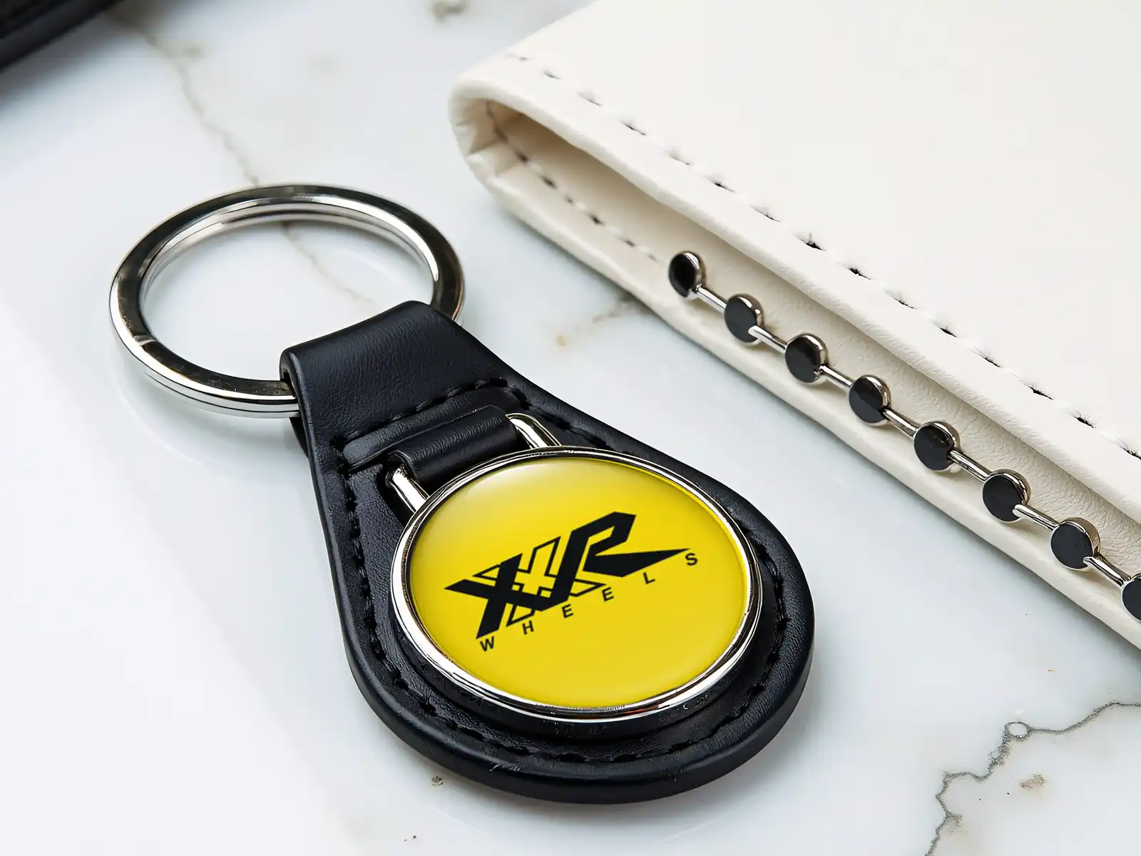 XXR Porta Llaves Cuero Moderno Elegante Fuerza Tuneo